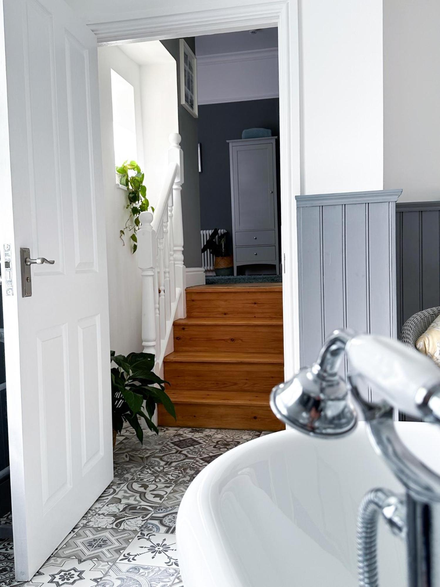 ザ・マンブルズ View At 142 Bed & Breakfast エクステリア 写真